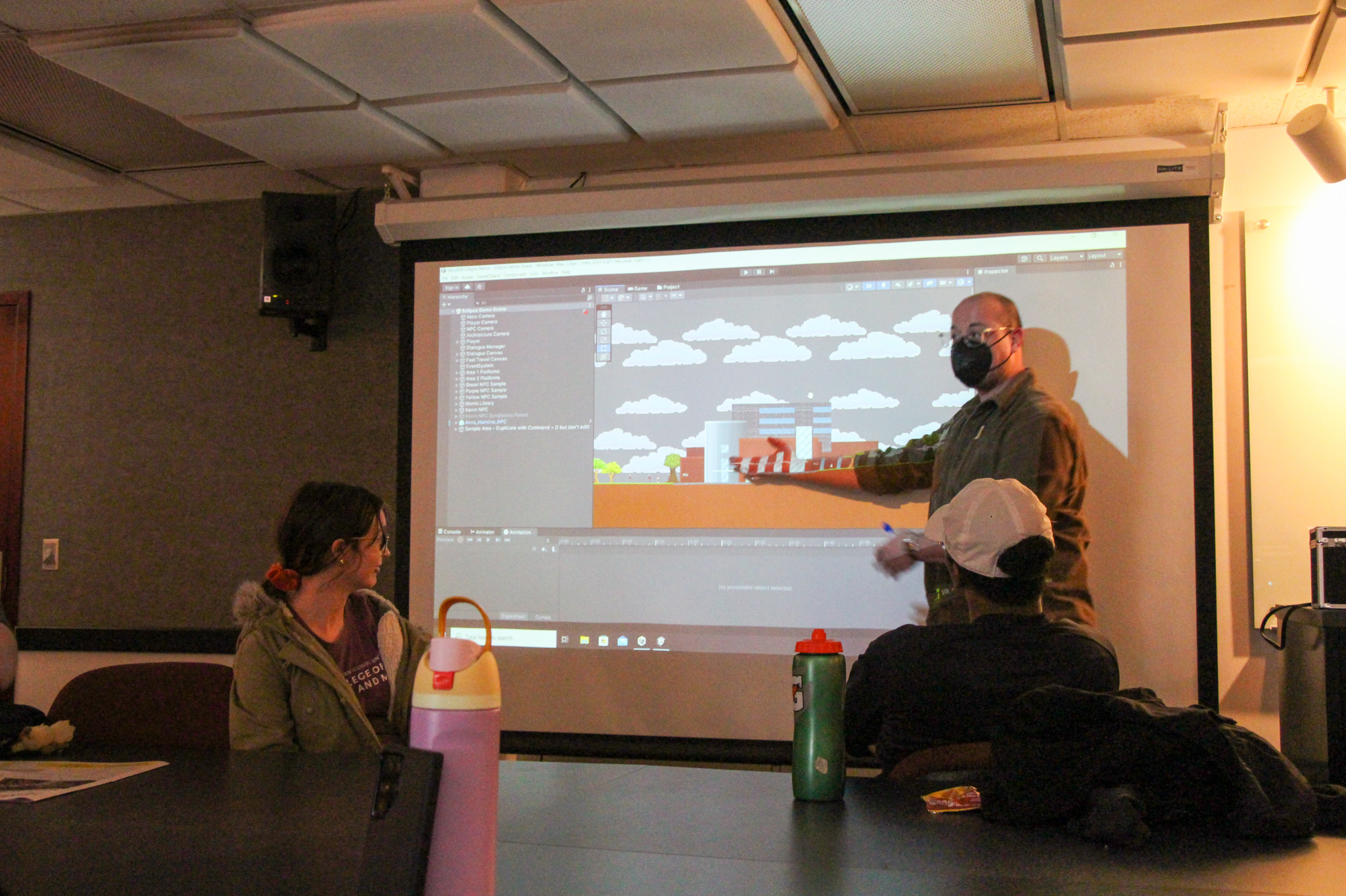 Professor Kevin Mercer teaching his Introduction to Animation class about the animation program Unity. 