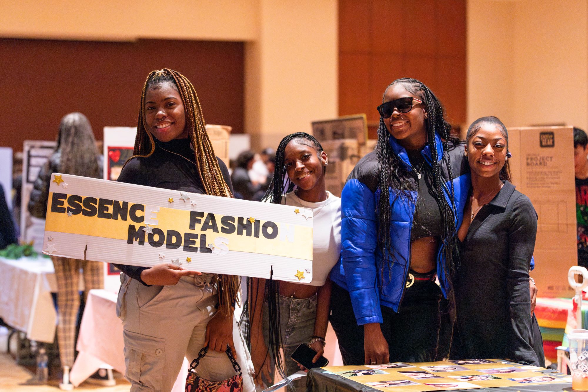 essence fashion models RSO
