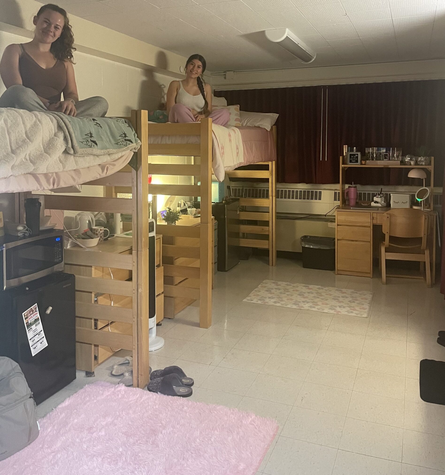 2 students in their dorm room