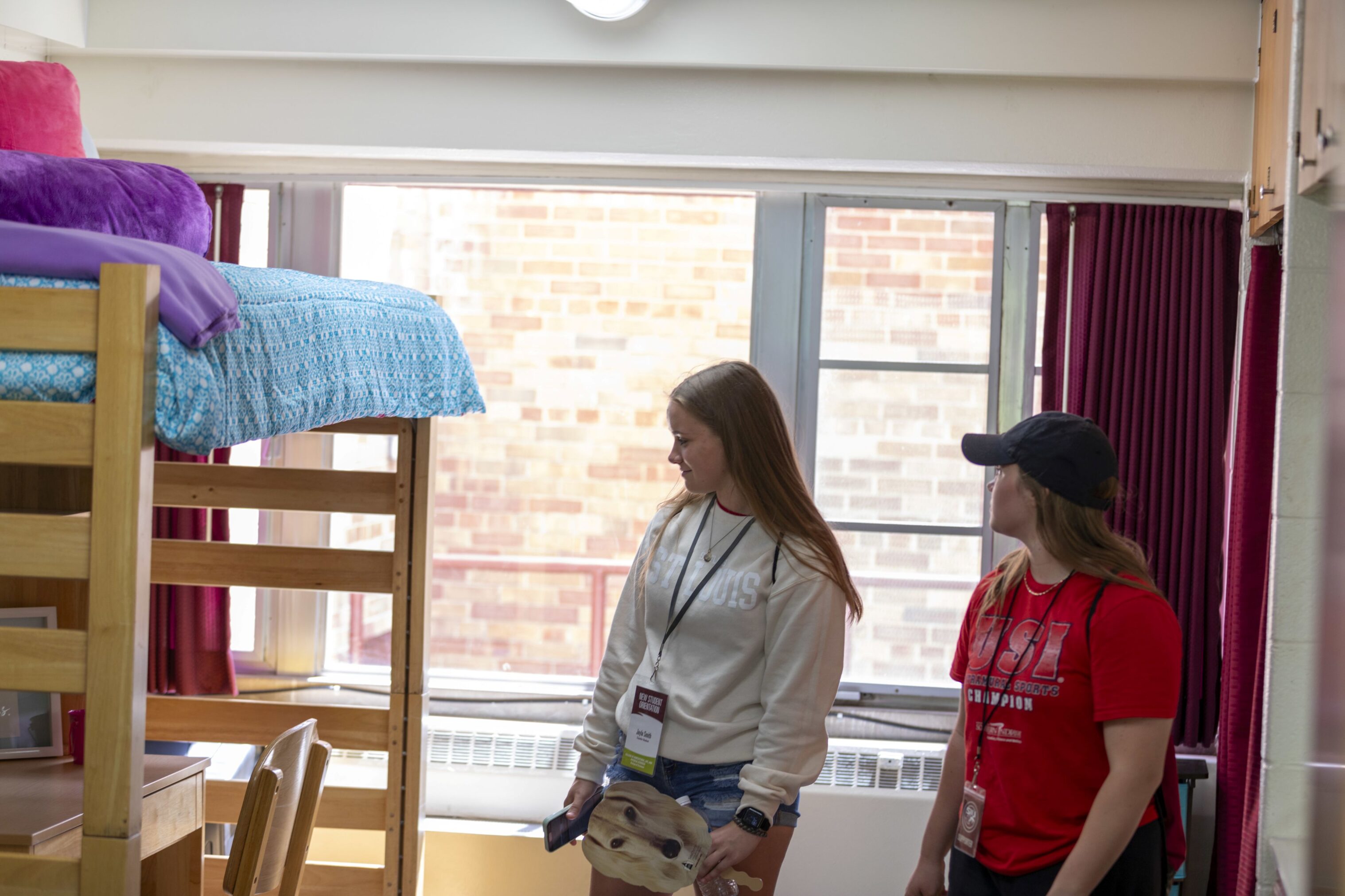 2025 New Student Orientation students touring residence halls
